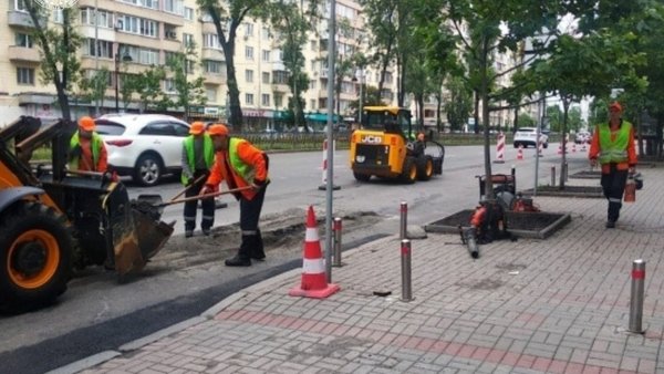 Non-existent potholes on roads were repaired for over UAH 400,000: suspicion fell&hellip;
