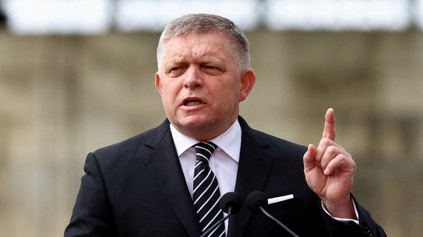 Slovakia suspends emergency electricity supplies to Ukraine