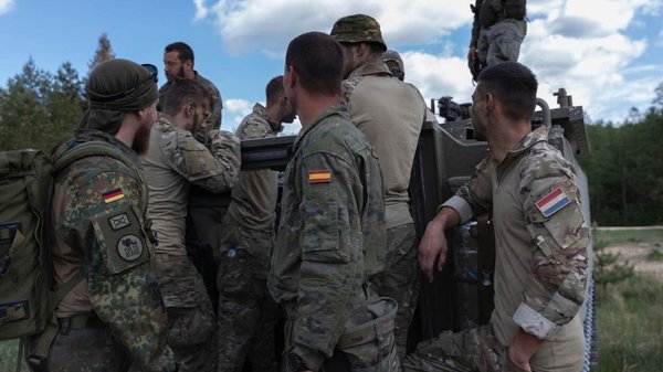 A man was detained in Portugal who tried to sell NATO equipment…