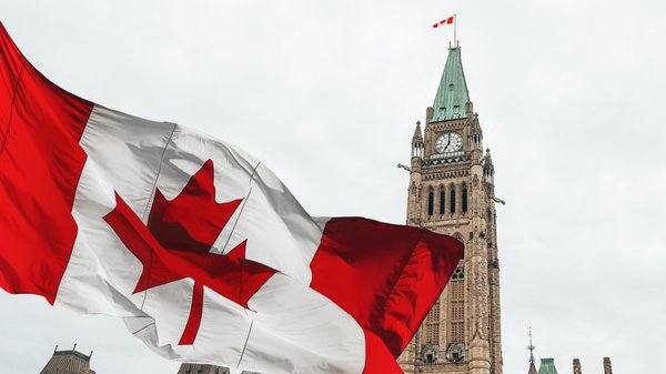 Canadian parliamentarians supported providing security guarantees to Ukraine