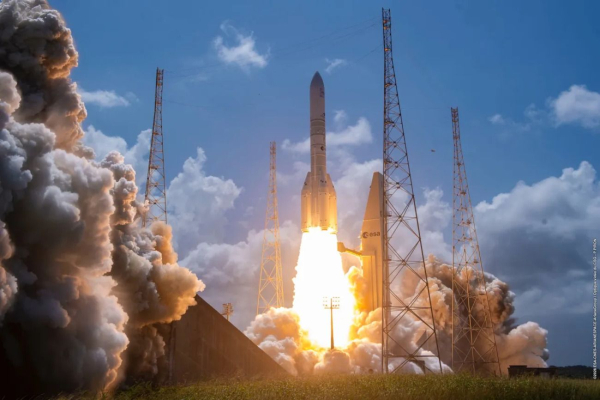 Ariane 64 launches 32 Amazon satellites into orbit
