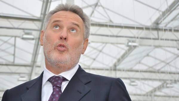 Zelenskyy extended sanctions against Firtash and Medvedchuk's associates