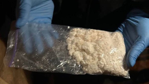 “Goods” were sold by delivery through taxi services: in Kyiv, law enforcement…