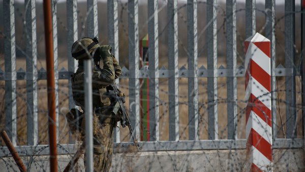 Polish military once again reports unidentified “objects” in country's airspace