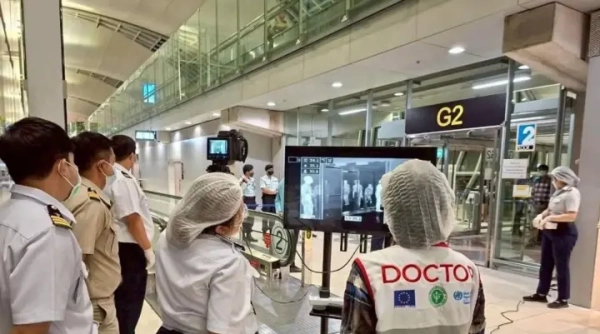 Asian countries are introducing enhanced sanitary controls due to a new virus transmitted from bats and pigs