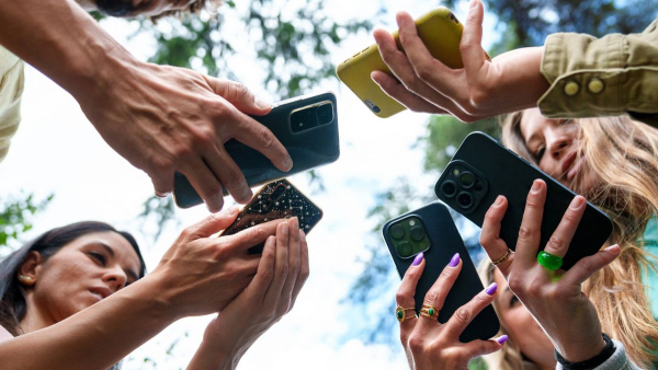 Which smartphone to buy instead of Google Pixel 10a – the best alternatives