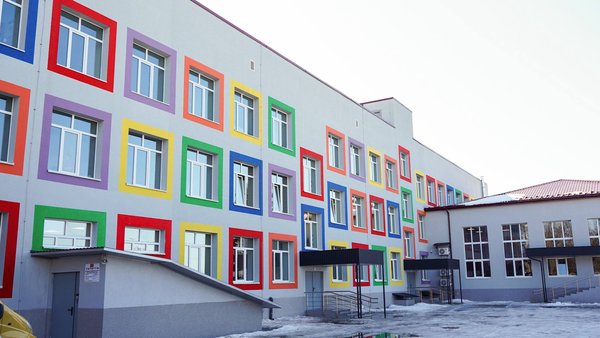 They educate over 400 children and hold sports competitions: a lyceum has…