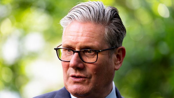 Starmer allowed the US to use British bases to defend against Iranian…