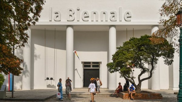 Nearly 200 Venice Biennale participants call for cancellation of Israeli pavilion