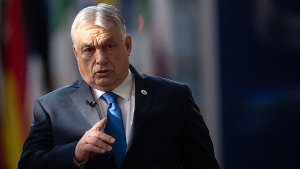 Orban ordered to stop gas supplies to Ukraine