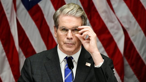 US may lift sanctions on Russian oil