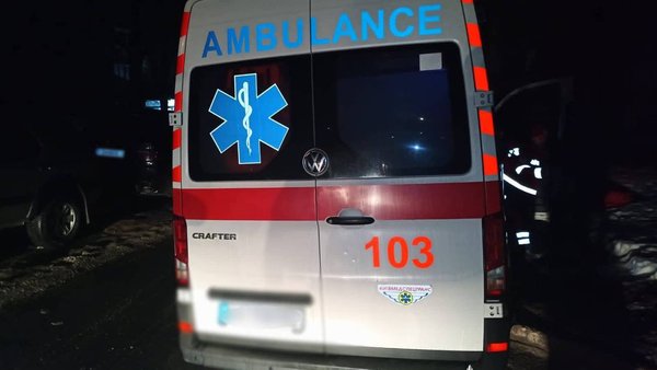 In Kyiv, a man attacked an ambulance crew