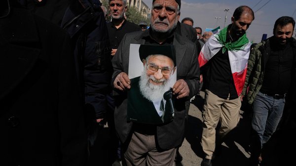 Russia and China provide military aid to Iran — CNN