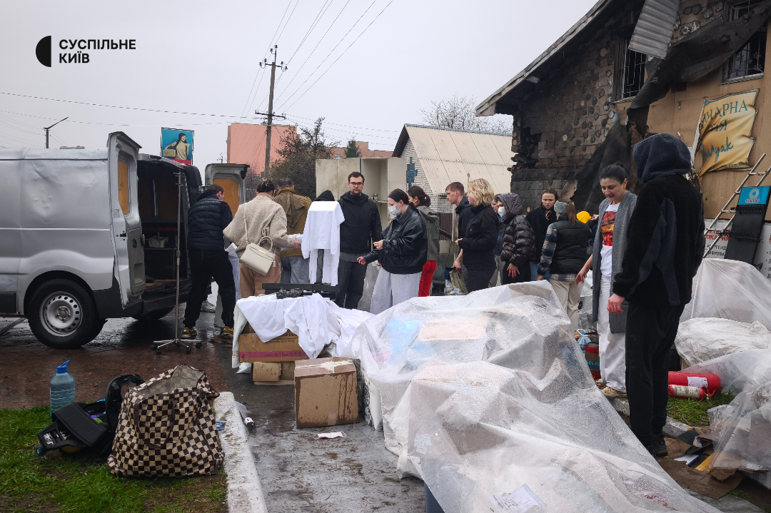 Загинули тварини: під час атаки РФ на Київщину горіла ветклініка у Чабанах