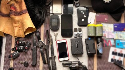 They demanded non-existent debts and set fire to property: a group that…