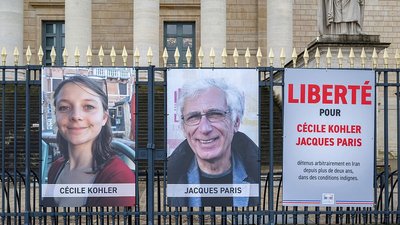 Two Frenchmen return from Iran after three and a half years of…