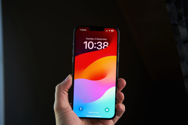 Apple releases important security update for iPhone and iPad