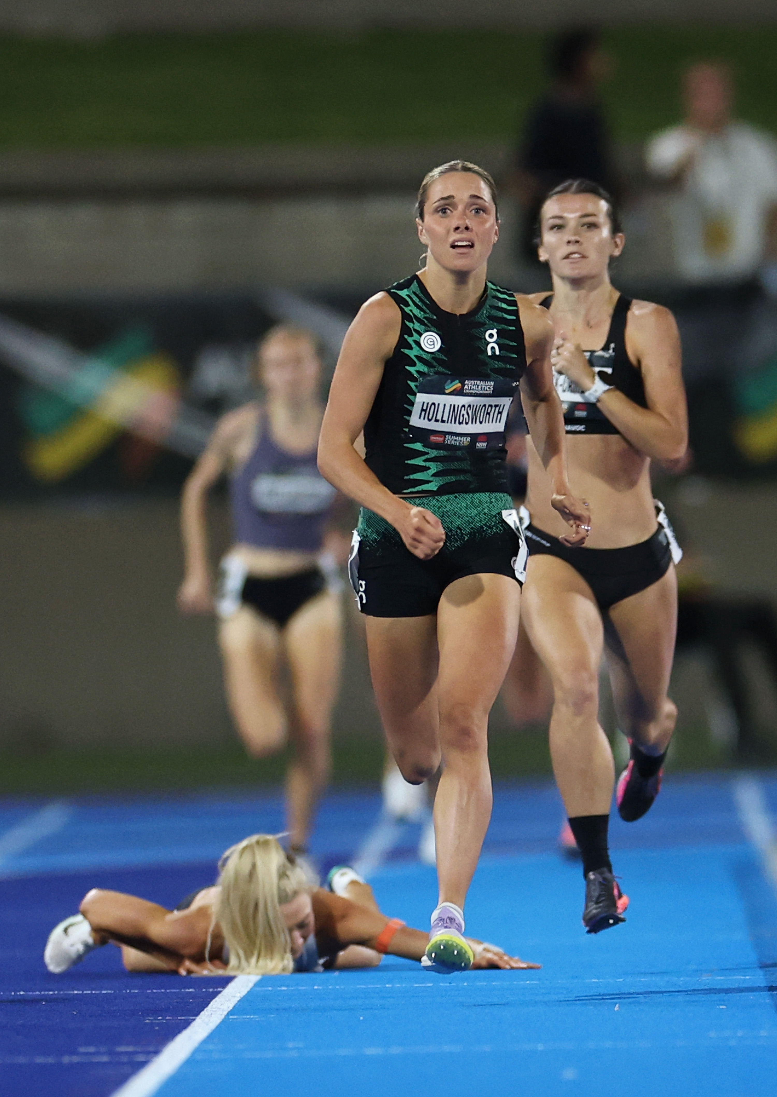 Падіння призерки Олімпіади, дискваліфікація і повернення титулу: хаотична розв'язка забігу на 1500 м в Австралії