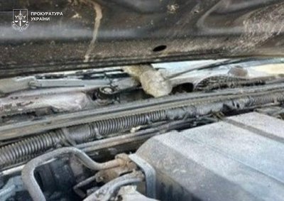 Підпал військового авто і диверсія на залізниці: столичний суд призначив трьом чоловікам по 15 років за ґратами