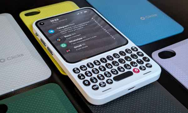 Clicks Communicator with physical keyboard gets launch date