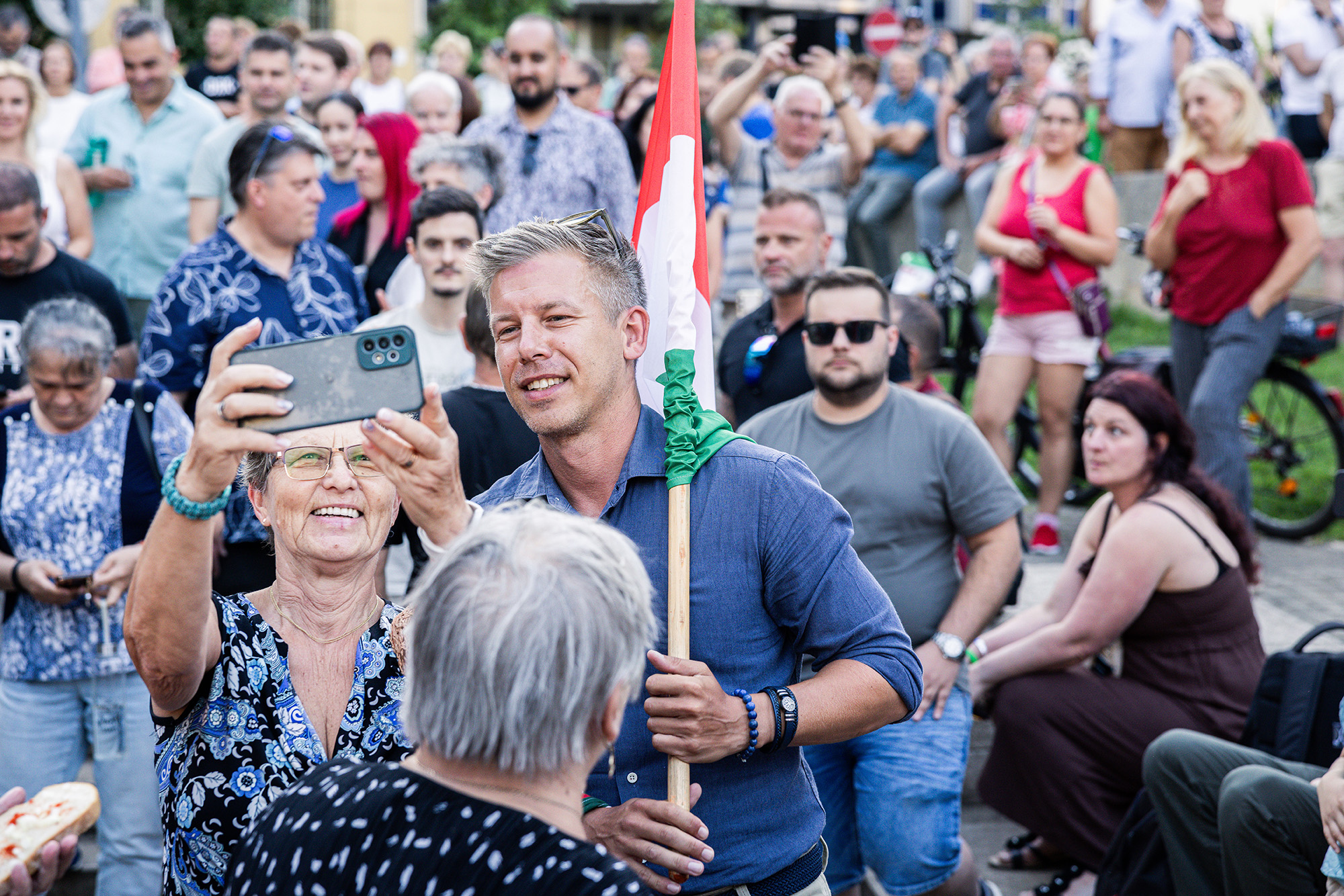 Лідер опозиційної партії 