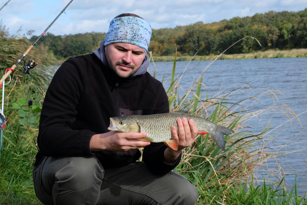 Fishing in Ukraine – is it possible to fish in private ponds for free?
