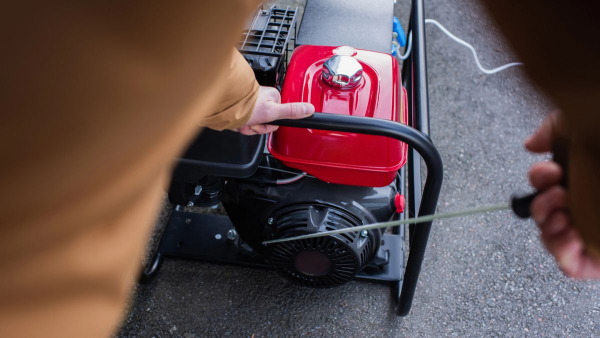 Generator on the balcony – why is it dangerous and what alternatives exist