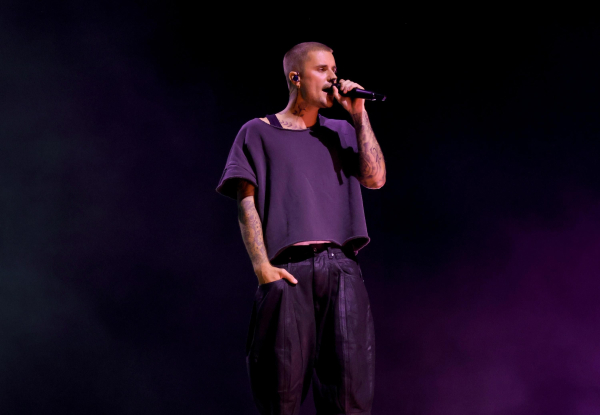 Justin Bieber covered Red Rue – video – is it true?