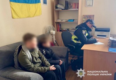 У Києві діти заради розваги підпалили суху траву, спалахнула пожежа