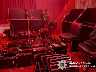 На Київщині викрили підпільний гральний заклад, замаскований під салон краси