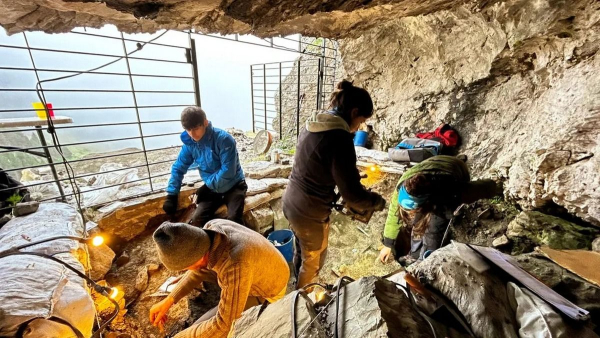 Ancient people smelted copper in a cave in the Pyrenees 7,000 years ago