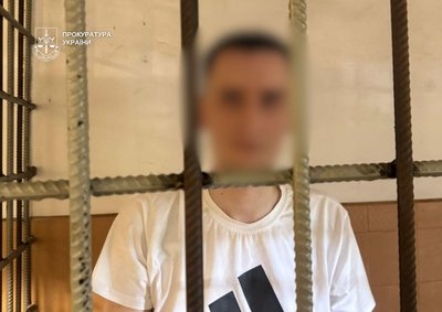 He brought drugs to a friend of a…